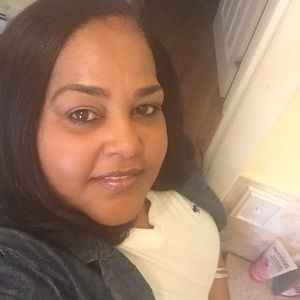 Meet your Posher, Theresa